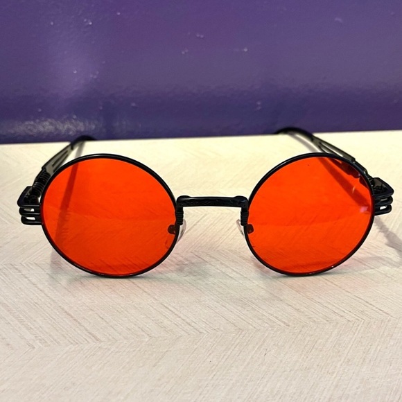 Black & red round shape gothic steam punk sunglasses + black leather pouch - Picture 14 of 15